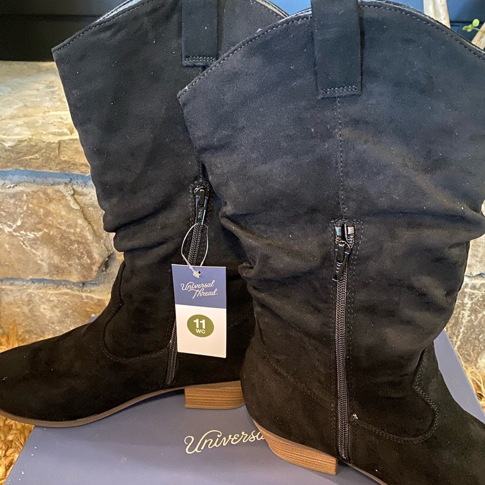 Universal Thread Black Heeled Boots - Picture 3 of 5